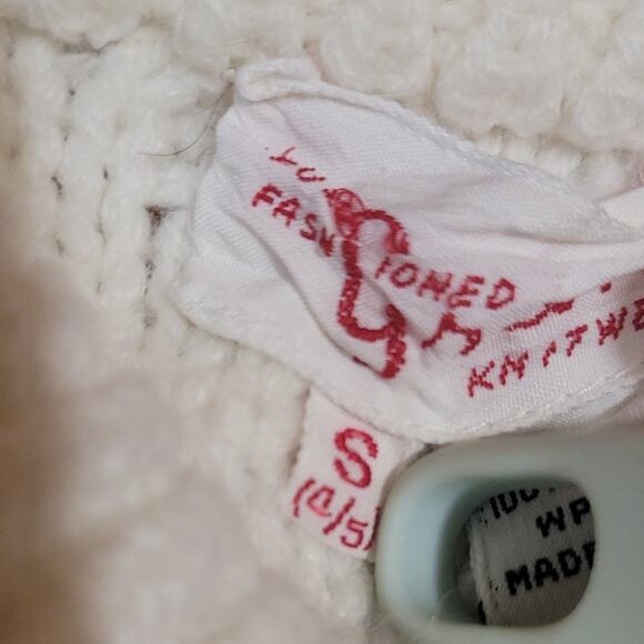 Vintage White Chunky Cable Knit Kids Sweater Size Small 4/5 Made in USA - Picture 7 of 8